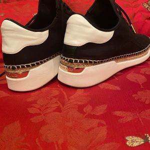 Michael Michael Kors Black Finch Lace-Up Sneakers in Size 11B